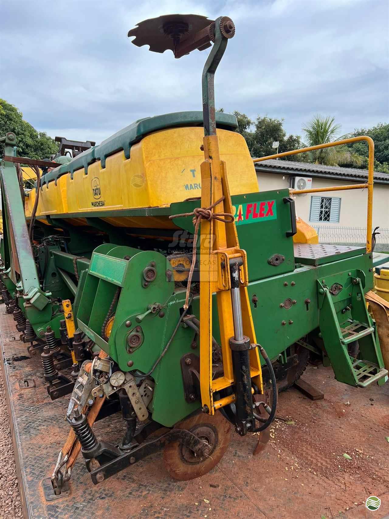PLANTADEIRA TATU ULTRA FLEX Tratorpeças Máquinas - Stara UBIRATA PARANÁ PR